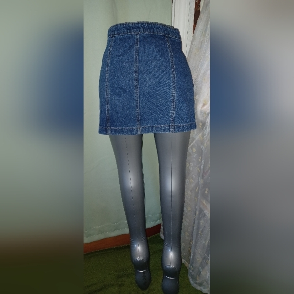 Forever 21 Zip-up Front Denim Jean Mini Skirt - Picture 3 of 6